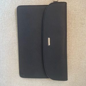NWOT Lovevook Wallet Clutch